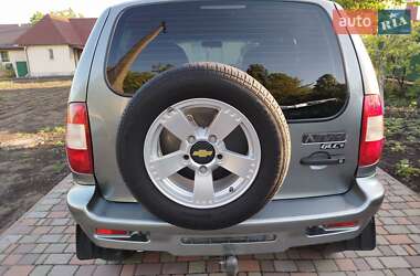Внедорожник / Кроссовер Chevrolet Niva 2008 в 