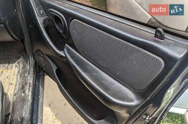 Внедорожник / Кроссовер Chevrolet Niva 2007 в 