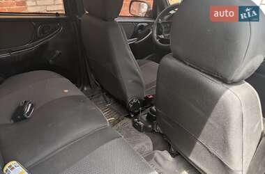 Внедорожник / Кроссовер Chevrolet Niva 2007 в 