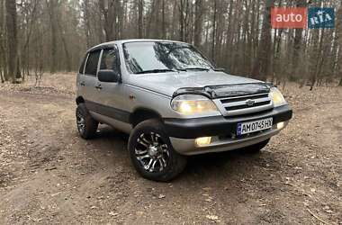 Позашляховик / Кросовер Chevrolet Niva 2005 в Коростишеві