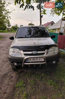 Позашляховик / Кросовер Chevrolet Niva 2010 в Старокостянтинові