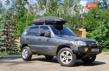 Позашляховик / Кросовер Chevrolet Niva 2006 в Києві