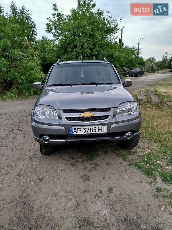 Внедорожник / Кроссовер Chevrolet Niva 2011 в Кривом Роге
