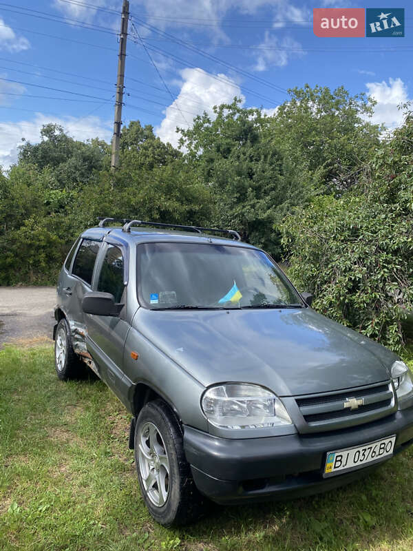 Внедорожник / Кроссовер Chevrolet Niva 2008 в Миргороде