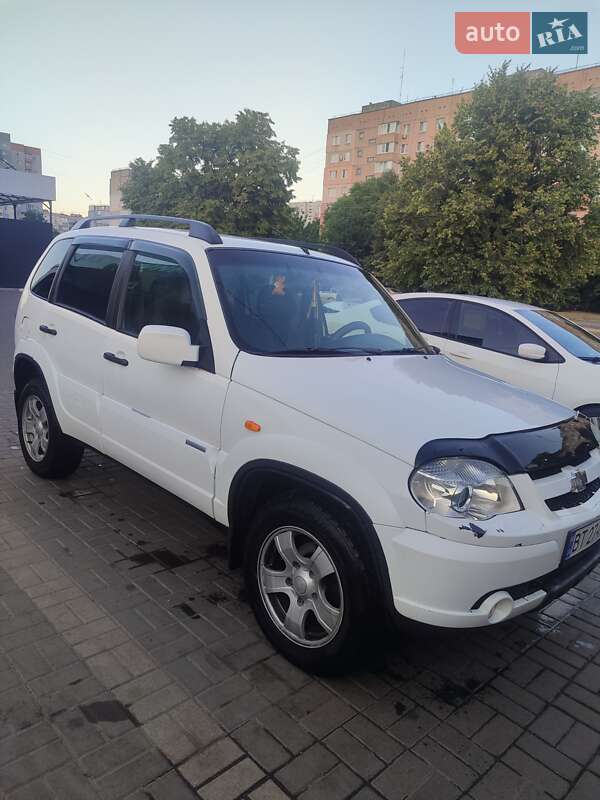 Внедорожник / Кроссовер Chevrolet Niva 2009 в Кропивницком