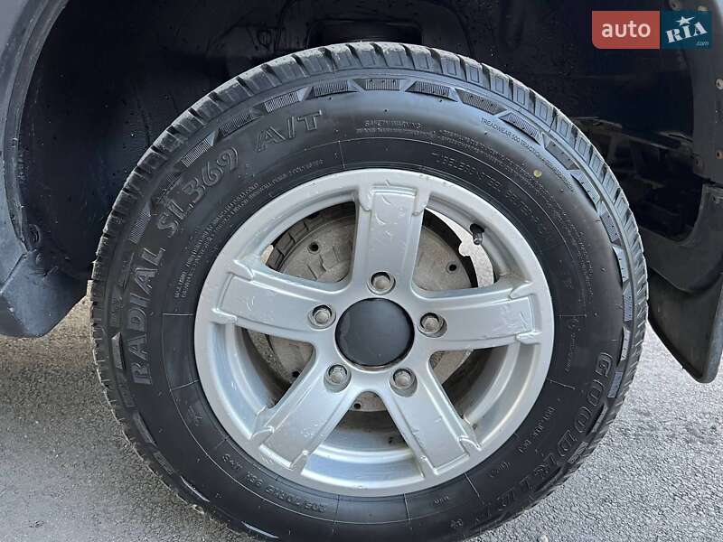 Позашляховик / Кросовер Chevrolet Niva 2019 в Дніпрі