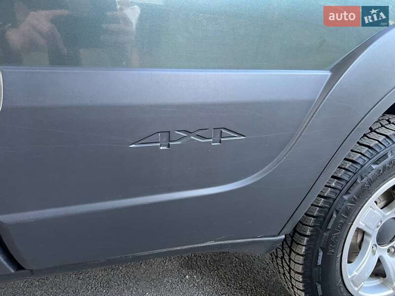 Позашляховик / Кросовер Chevrolet Niva 2019 в Дніпрі