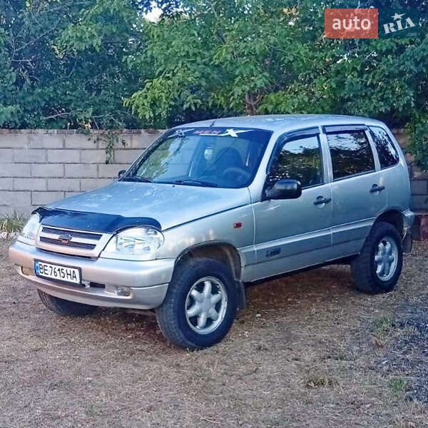 Позашляховик / Кросовер Chevrolet Niva 2006 в Миколаєві