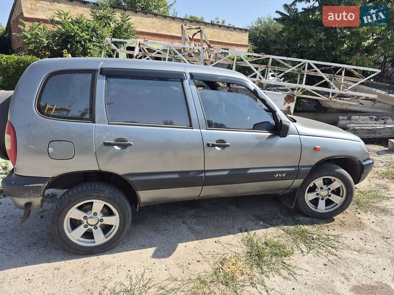 Внедорожник / Кроссовер Chevrolet Niva 2007 в Николаеве