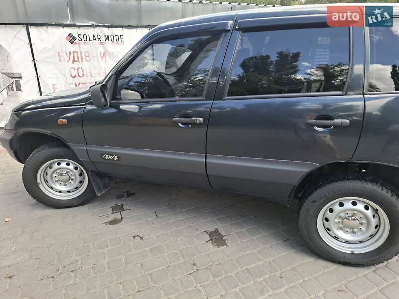 Позашляховик / Кросовер Chevrolet Niva 2008 в Кременчуці