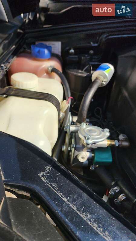 Позашляховик / Кросовер Chevrolet Niva 2008 в Чопі