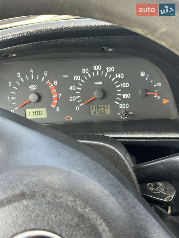 Позашляховик / Кросовер Chevrolet Niva 2015 в Краматорську