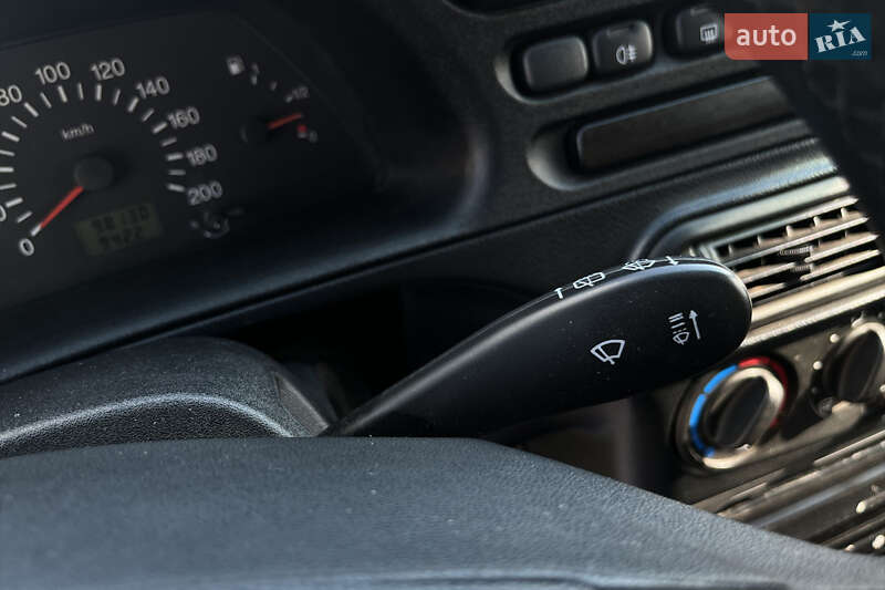 Позашляховик / Кросовер Chevrolet Niva 2018 в Мукачевому