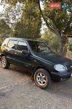 Позашляховик / Кросовер Chevrolet Niva 2005 в Єлізаровому