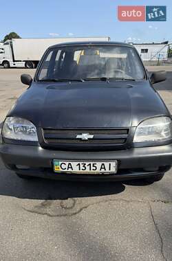 Позашляховик / Кросовер Chevrolet Niva 2006 в Черкасах