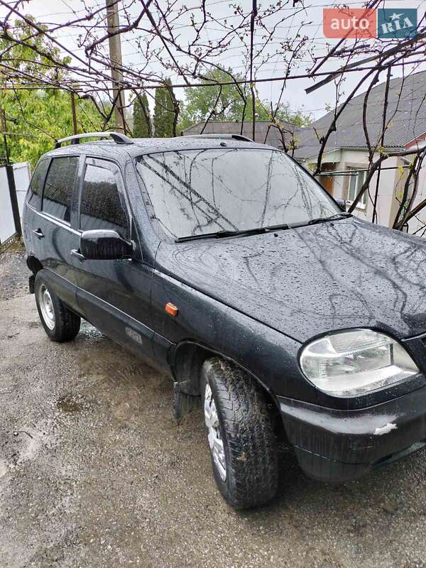 Внедорожник / Кроссовер Chevrolet Niva 2006 в Новой Ушице фото 6 Внедорожник / Кроссовер Chevrolet Niva 2006 в Новой Ушице