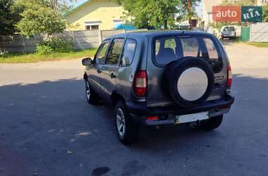 Внедорожник / Кроссовер Chevrolet Niva 2005 в Виннице