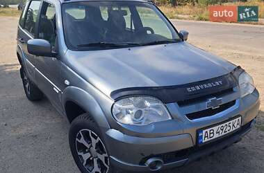 Внедорожник / Кроссовер Chevrolet Niva 2013 в Тульчине