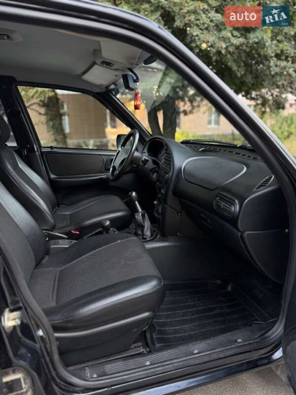 Внедорожник / Кроссовер Chevrolet Niva 2007 в Шостке фото 14 Внедорожник / Кроссовер Chevrolet Niva 2007 в Шостке
