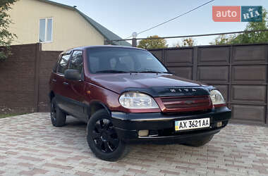 Позашляховик / Кросовер Chevrolet Niva 2005 в Харкові