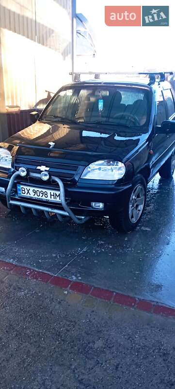 Внедорожник / Кроссовер Chevrolet Niva 2007 в Ярмолинцах