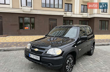 Позашляховик / Кросовер Chevrolet Niva 2016 в Миколаєві