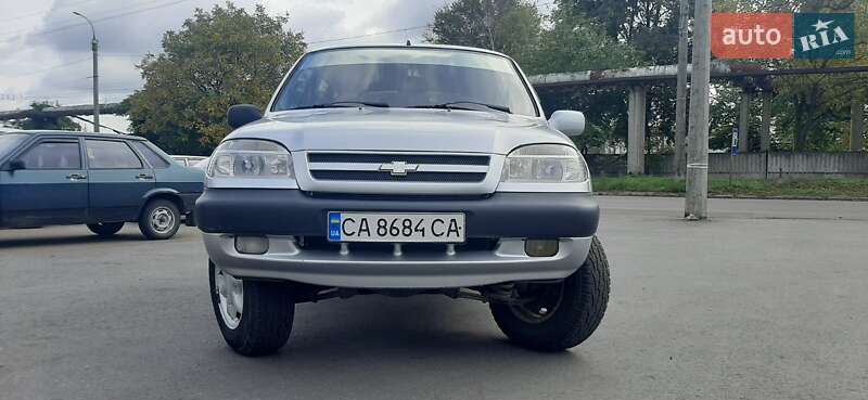 Позашляховик / Кросовер Chevrolet Niva 2005 в Черкасах фото 4 Позашляховик / Кросовер Chevrolet Niva 2005 в Черкасах