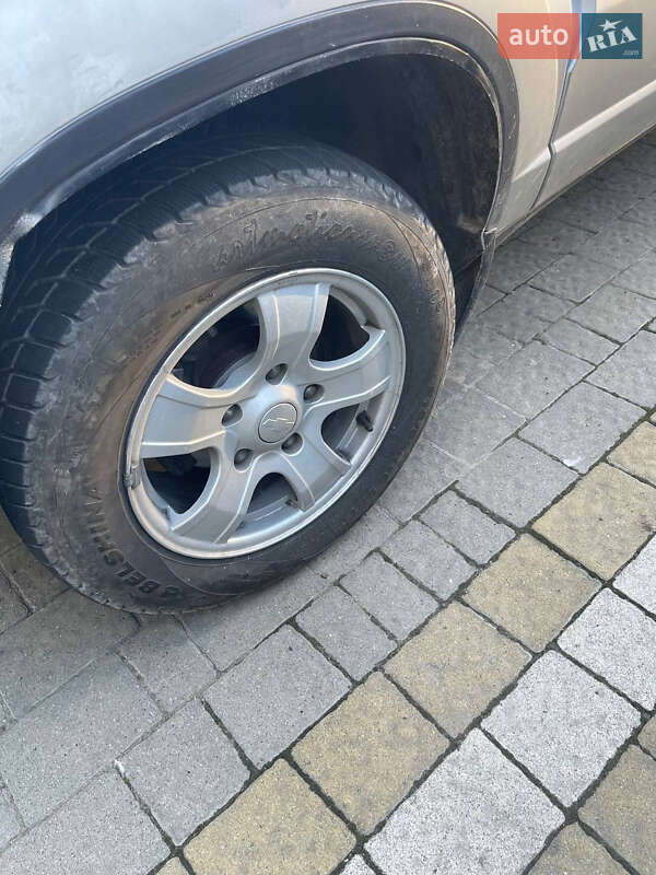 Позашляховик / Кросовер Chevrolet Niva 2011 в Львові