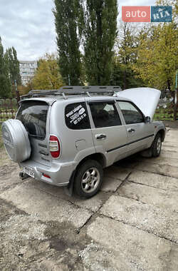 Внедорожник / Кроссовер Chevrolet Niva 2006 в  фото 6 Внедорожник / Кроссовер Chevrolet Niva 2006 в