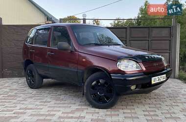 Позашляховик / Кросовер Chevrolet Niva 2005 в Харкові