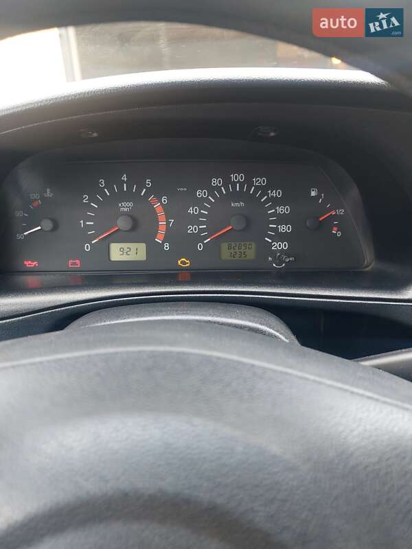 Позашляховик / Кросовер Chevrolet Niva 2011 в Шостці