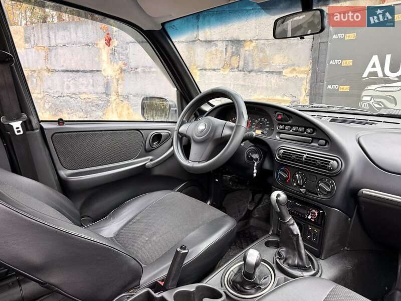 Внедорожник / Кроссовер Chevrolet Niva 2010 в Харькове фото 10 Внедорожник / Кроссовер Chevrolet Niva 2010 в Харькове