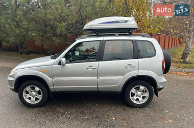 Позашляховик / Кросовер Chevrolet Niva 2011 в Дніпрі