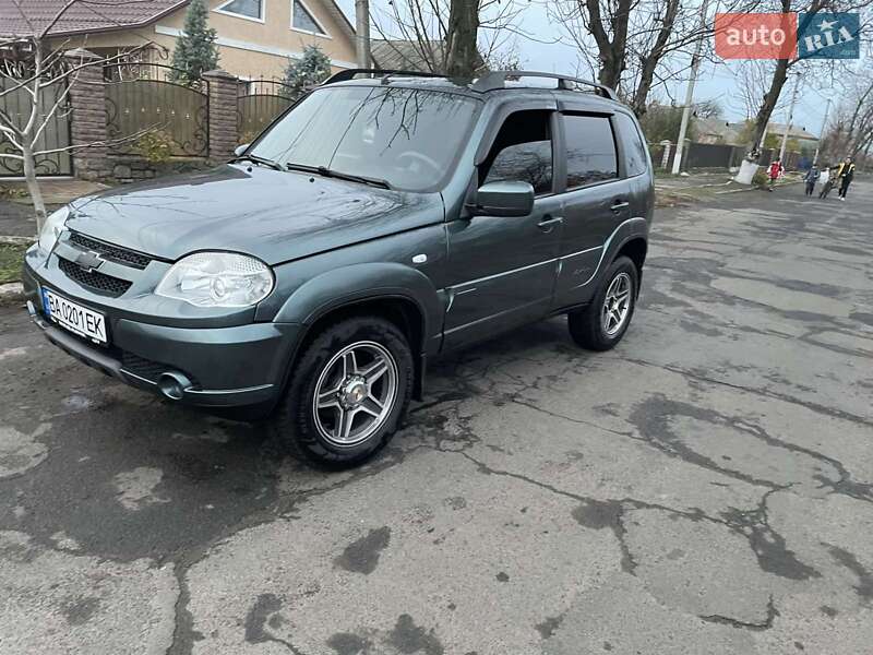 Позашляховик / Кросовер Chevrolet Niva 2020 в Благовіщенську