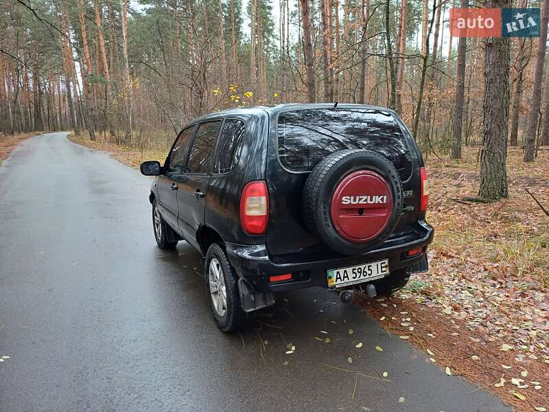Внедорожник / Кроссовер Chevrolet Niva 2006 в Киеве