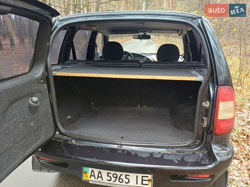 Внедорожник / Кроссовер Chevrolet Niva 2006 в Киеве