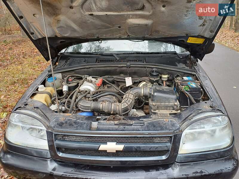 Внедорожник / Кроссовер Chevrolet Niva 2006 в Киеве