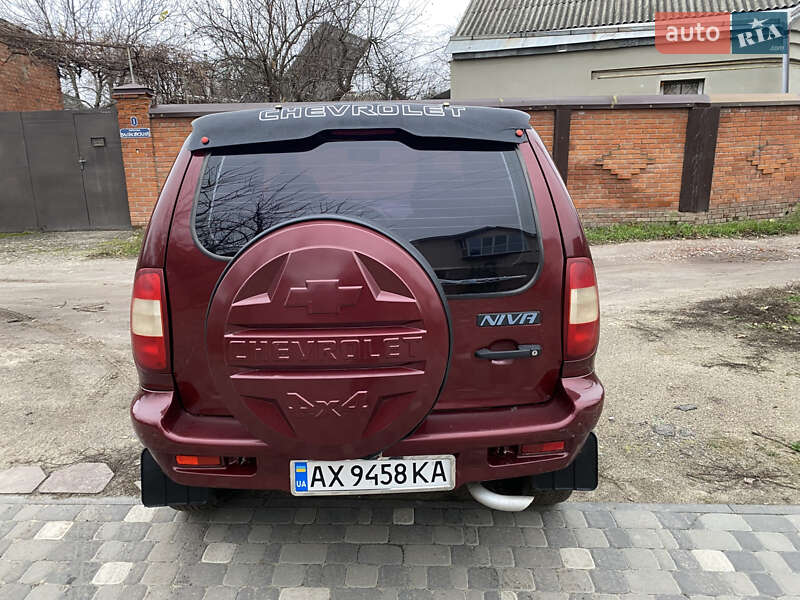 Внедорожник / Кроссовер Chevrolet Niva 2015 в Харькове