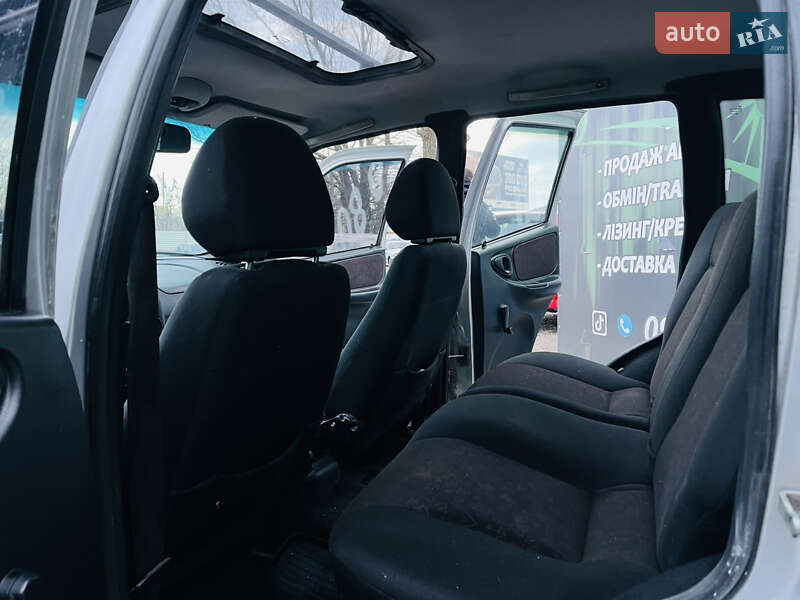 Внедорожник / Кроссовер Chevrolet Niva 2006 в Харькове