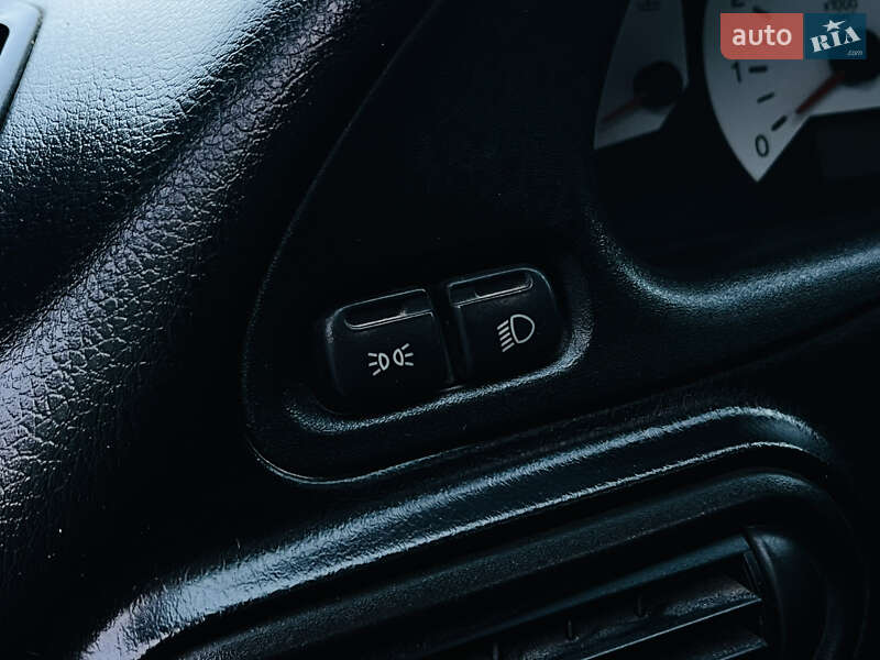 Внедорожник / Кроссовер Chevrolet Niva 2006 в Харькове