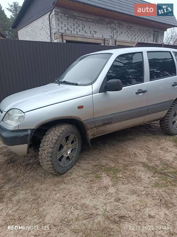 Внедорожник / Кроссовер Chevrolet Niva 2008 в Десне фото 4 Внедорожник / Кроссовер Chevrolet Niva 2008 в Десне
