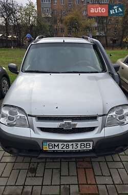 Внедорожник / Кроссовер Chevrolet Niva 2013 в Полтаве