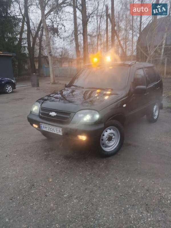 Позашляховик / Кросовер Chevrolet Niva 2005 в Народичах