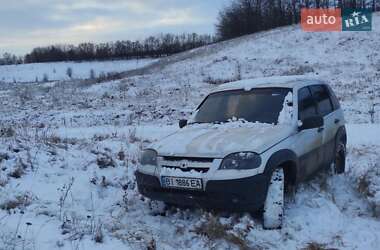 Позашляховик / Кросовер Chevrolet Niva 2012 в Лубнах