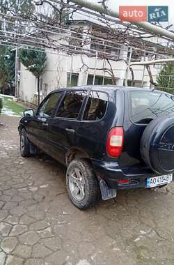 Внедорожник / Кроссовер Chevrolet Niva 2008 в Рахове