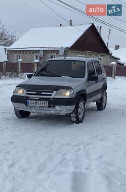 Позашляховик / Кросовер Chevrolet Niva 2005 в Житомирі