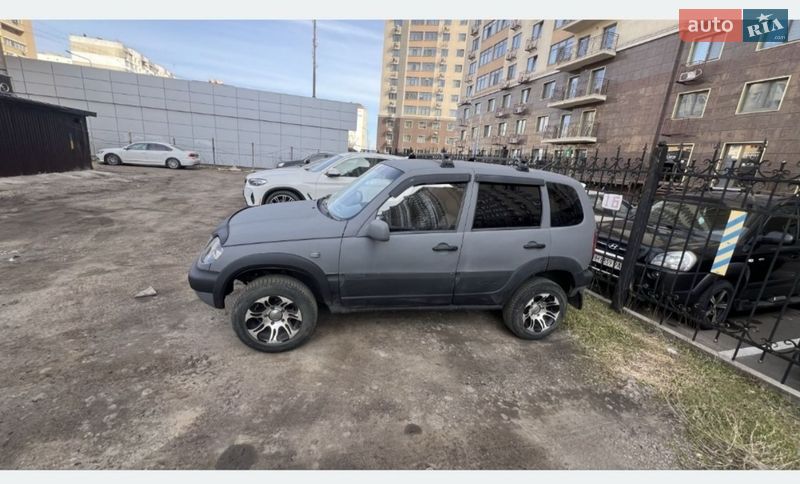 Внедорожник / Кроссовер Chevrolet Niva 2005 в Одессе