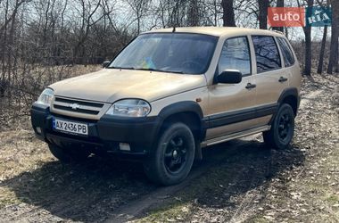 Внедорожник / Кроссовер Chevrolet Niva 2004 в Чугуеве