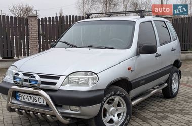 Позашляховик / Кросовер Chevrolet Niva 2007 в Теплику