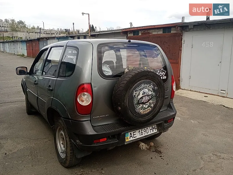 Chevrolet Niva 2013 VIN X9L212300E0495598 фото оголошення 4 з 33